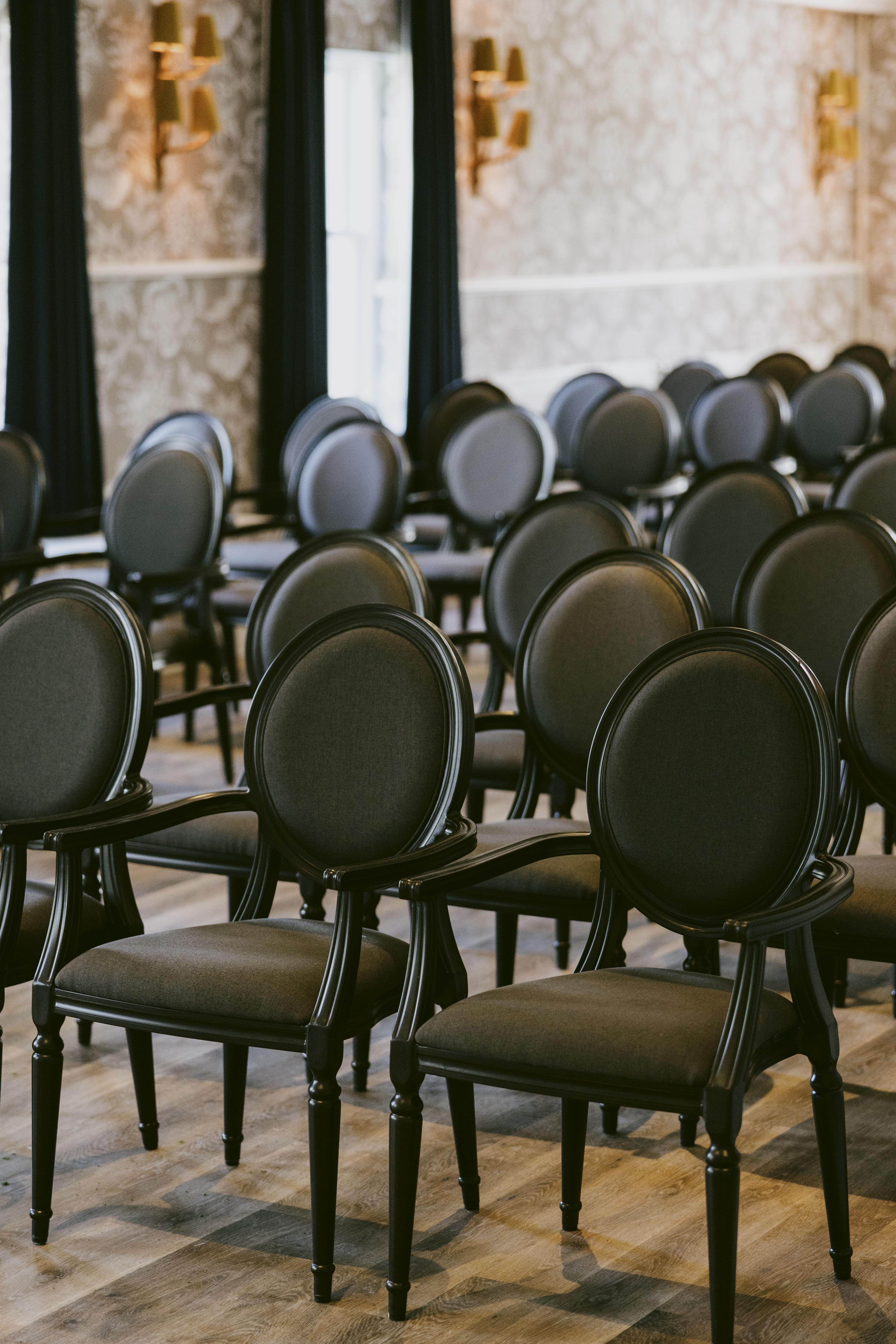 Marine Troon Hotel Eksteriør billede Banquet chairs