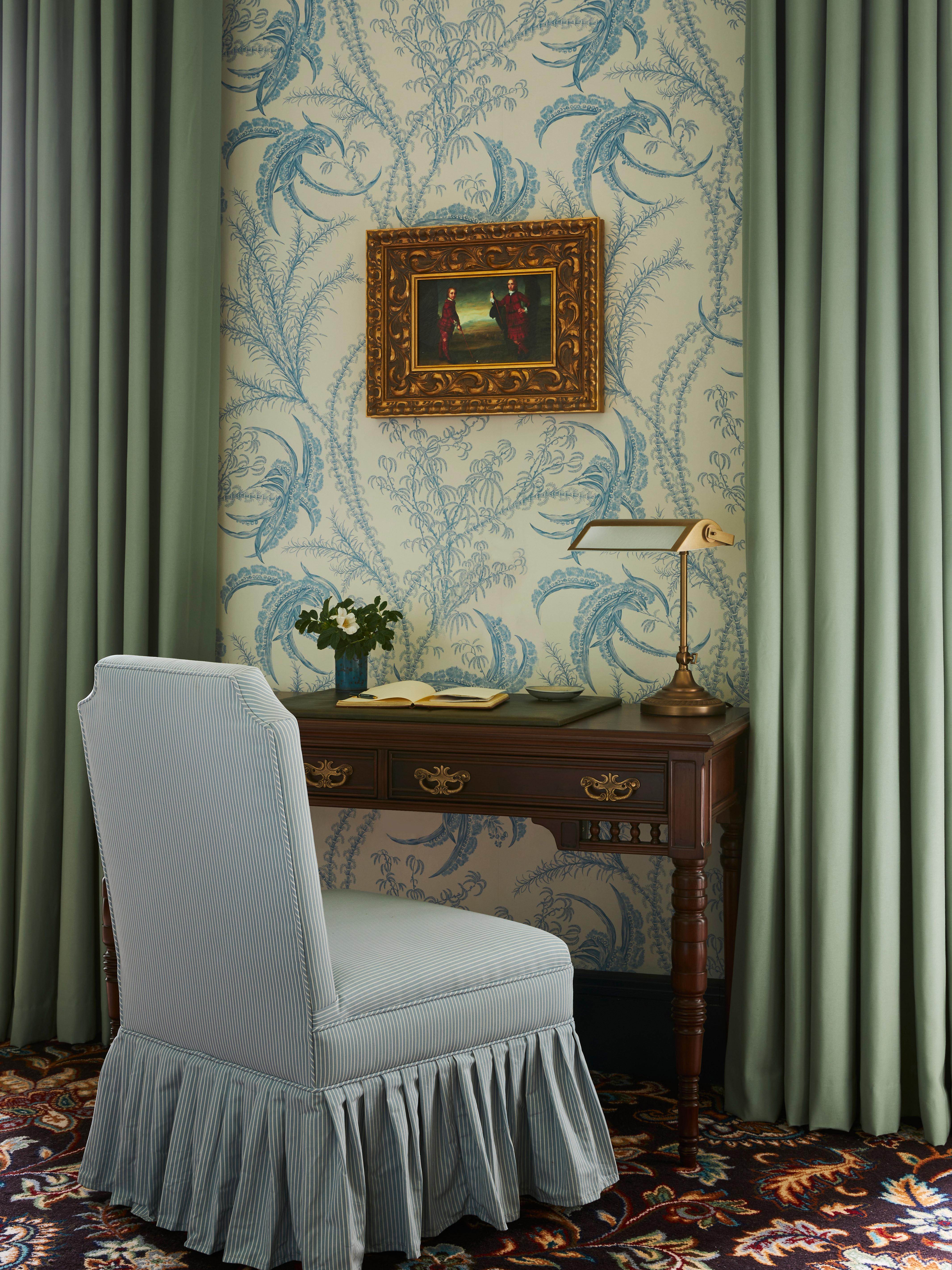 Marine Troon Hotel Eksteriør billede Curtains